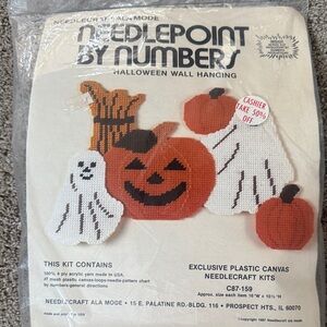 Halloween Needlepoint Wall Hanging cross stitch Kit